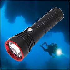 Luz de Buceo Recargable 4000 Lúmenes