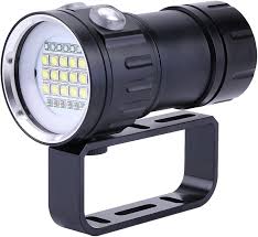 Linterna de Buceo 18000 Lúmenes IPX8