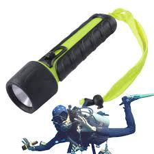 Linterna de Buceo Nankoyal: Luz Impermeable para Aventuras Submarinas