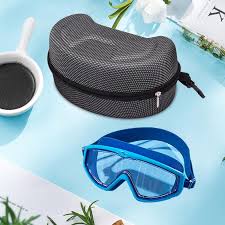Estuche Portátil para Gafas de Buceo con Gancho