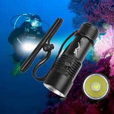 Linterna de Buceo LED 6000 Lúmenes - Súper Brillante
