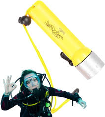Luz de Buceo Teksome: Linterna LED Impermeable